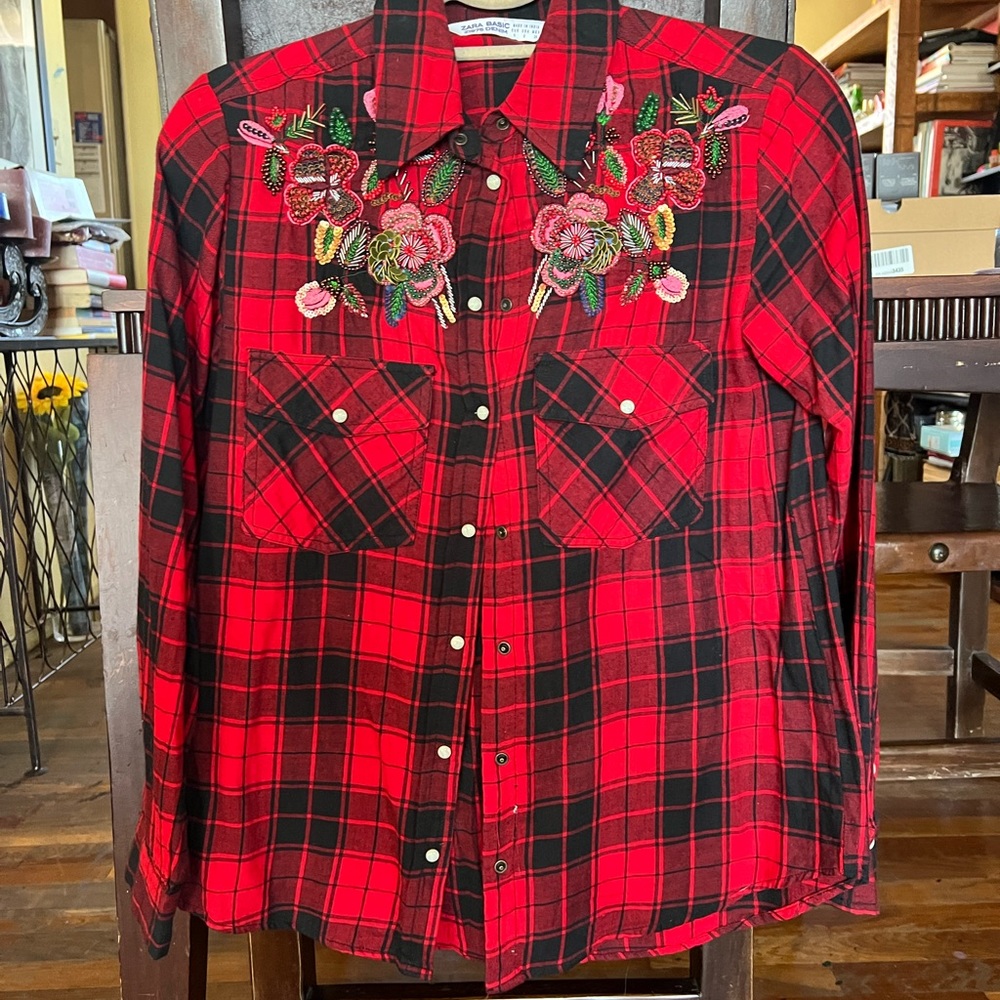 Zara shirt small